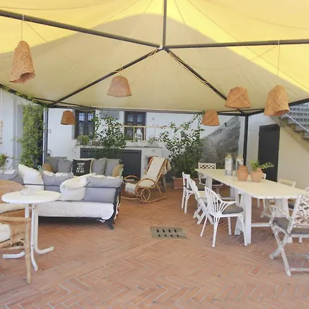 منزل ريفي Rocca Palazzaccio